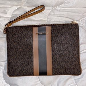 Jet Set signature large zip pouch MK